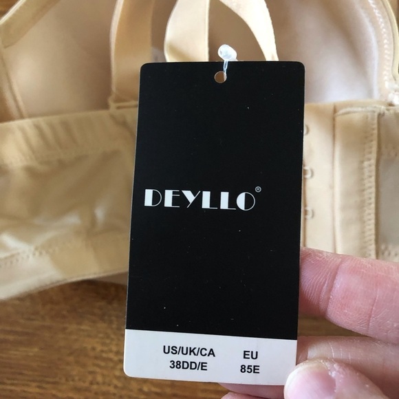 Deyllo nude removable strap bra in size 38DD - Picture 3 of 6
